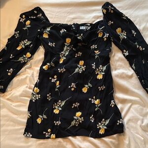 Audrey 3+1 Black floral mini dress